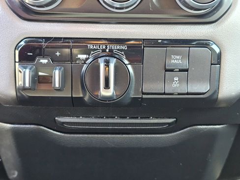 Used 2022 RAM 1500 Big Horn w/ Trailer Tow Group image 14