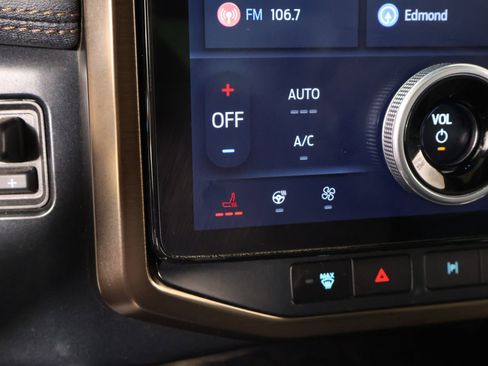 Used 2023 Ford F150 Lightning Lariat w/ Equipment Group 511A High image 7