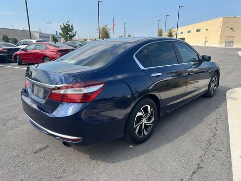 Used 2017 Honda Accord LX image 4