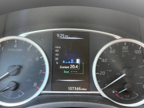 Used 2017 Nissan Sentra SV FWD image 19