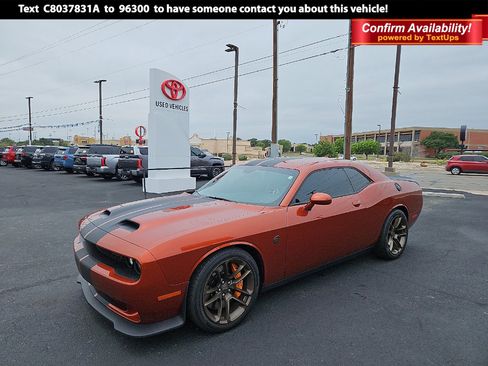 Used 2023 Dodge Challenger SRT Hellcat RWD image 1