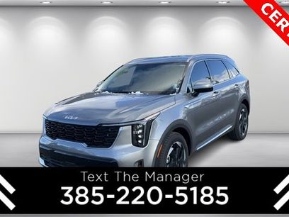 Certified 2025 Kia Sorento EX