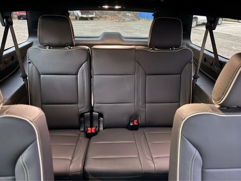 New 2026 Chevrolet Suburban Premier w/ Sun And Tow Package image 34