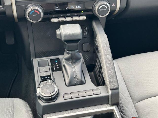 Certified 2026 Toyota Tacoma SR5 AWD/4WD image 21