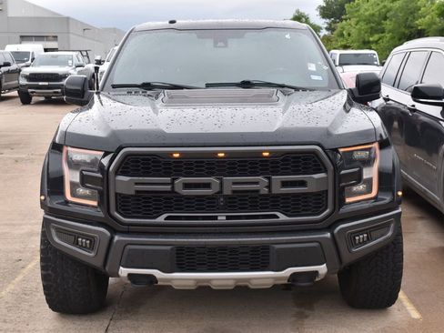 Used 2018 Ford F150 Raptor w/ Equipment Group 802A Luxury AWD/4WD image 3