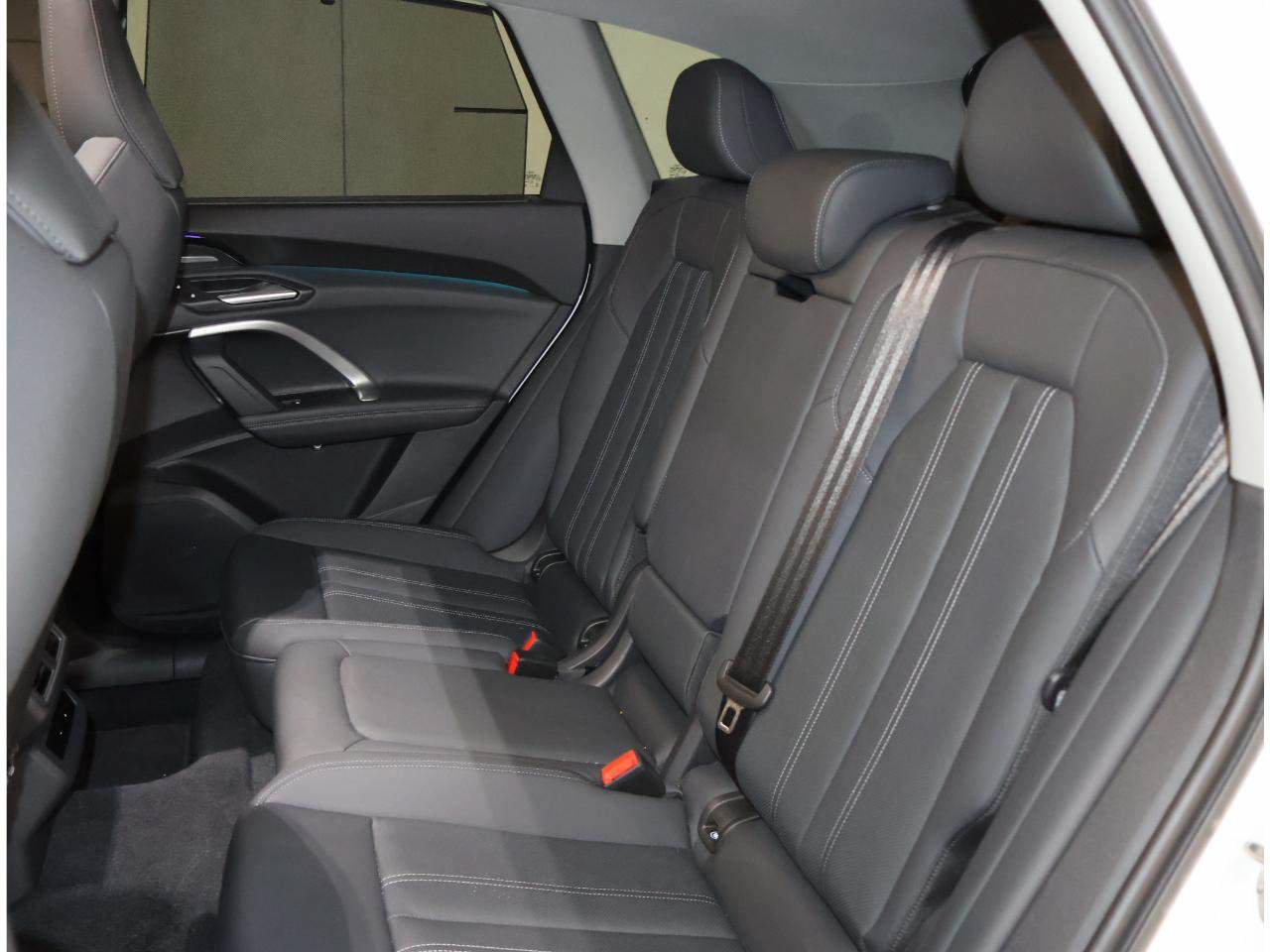 Used 2025 Audi Q5 Premium Plus AWD/4WD image 16