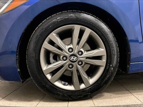 Used 2018 Hyundai Elantra SEL image 7