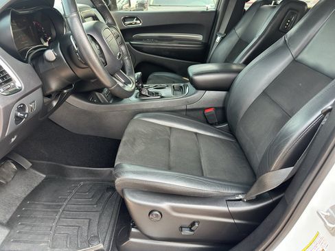 Used 2019 Dodge Durango GT w/ Blacktop Package AWD/4WD image 9