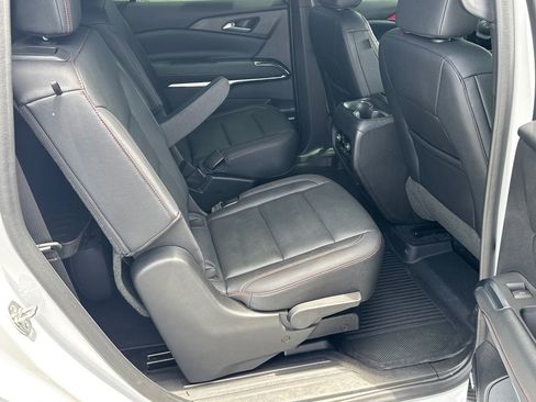 Used 2024 Chevrolet Traverse Z71 w/ Enhanced Driving Package AWD/4WD image 15