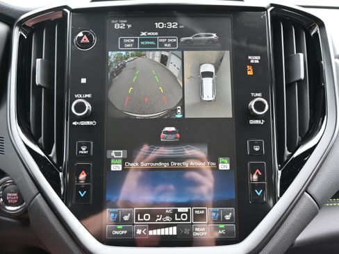 Certified 2025 Subaru Ascent Bronze Edition w/ Onyx Package AWD/4WD image 26