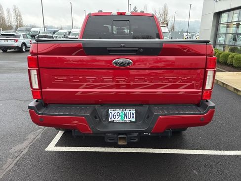 Used 2021 Ford F350 Lariat image 7