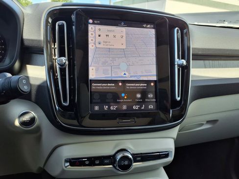 New 2026 Volvo XC40 B4 Plus w/ Protection Package Premier image 15