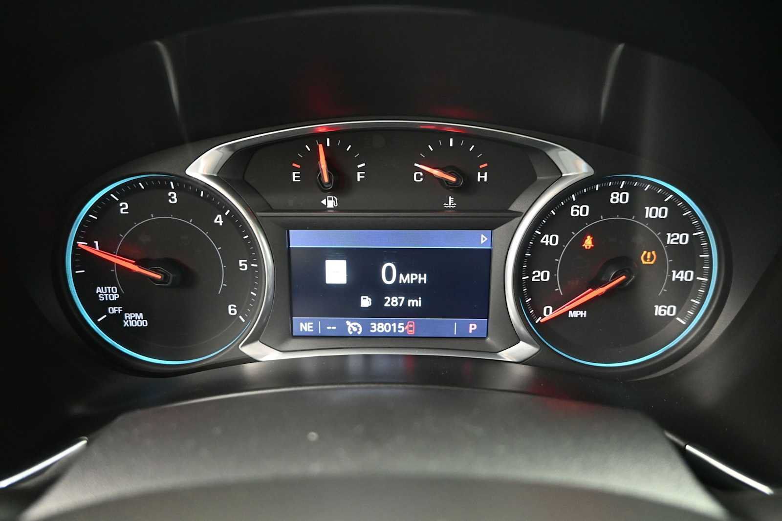 Used 2019 Chevrolet Equinox LT w/ Sun & Navigation Package AWD/4WD image 14