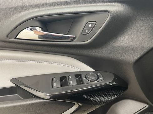 New 2026 Chevrolet Trax LT w/ Driver Confidence Package FWD image 9