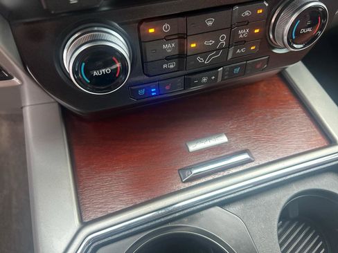 Used 2018 Ford F350 King Ranch w/ King Ranch Ultimate Package AWD/4WD image 32