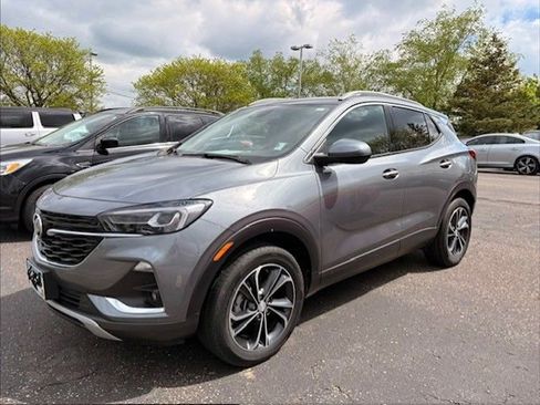 Used 2021 Buick Encore GX Essence AWD/4WD image 4