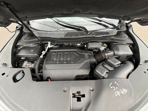 Used 2017 Acura MDX SH-AWD image 2