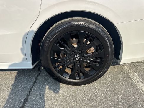 Used 2025 Honda Odyssey Sport-L image 33