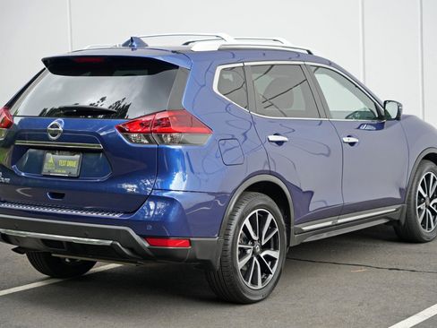 Used 2019 Nissan Rogue SL w/ Premium Package FWD image 50