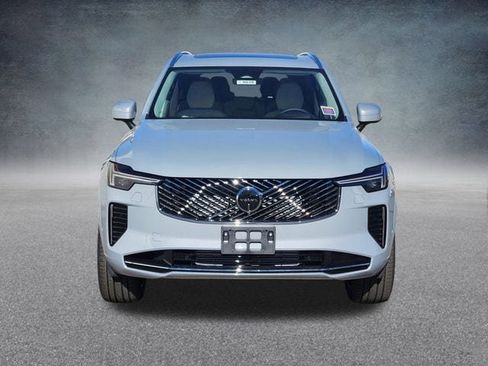 New 2026 Volvo XC90 T8 Ultra w/ Protection Package Premier image 2