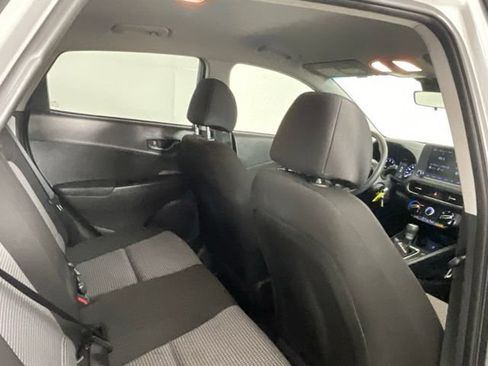Used 2023 Hyundai Kona SE FWD image 16