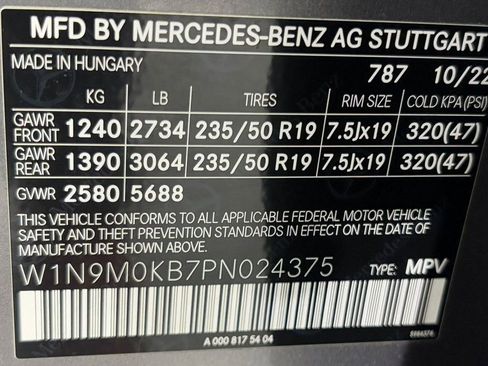 Used 2023 Mercedes-Benz EQB 300 4MATIC w/ Pinnacle Package image 38