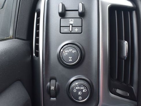 Used 2017 Chevrolet Silverado 1500 LT w/ All Star Edition AWD/4WD image 15