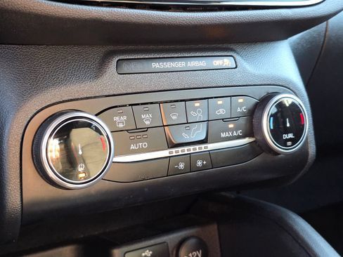Used 2024 Ford Escape ST-Line FWD image 32