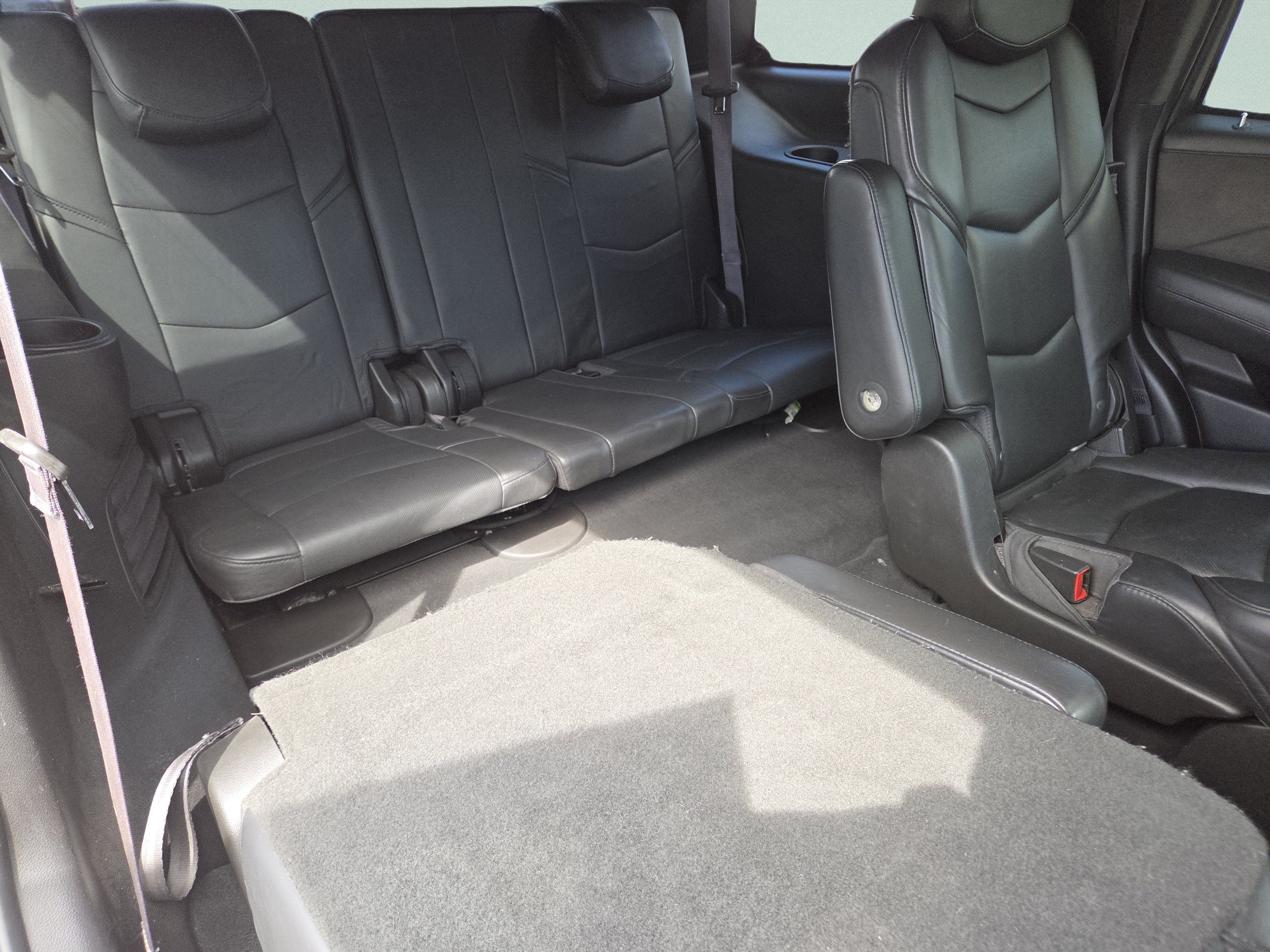 Used 2017 Cadillac Escalade Platinum AWD/4WD image 5
