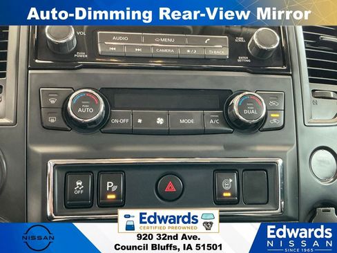 Used 2024 Nissan Titan SV w/ SV Convenience Package AWD/4WD image 30