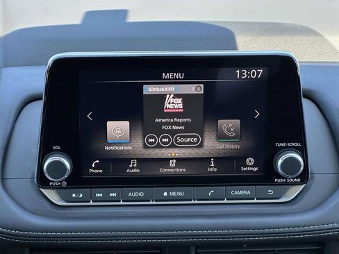 Used 2026 Nissan Rogue S FWD image 16