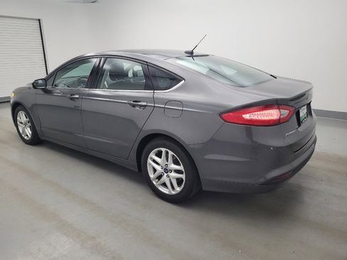Used 2015 Ford Fusion SE FWD image 3