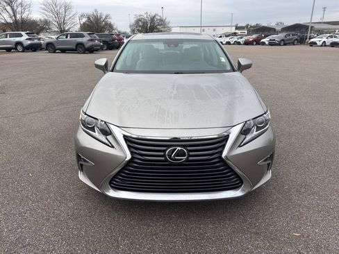 Used 2017 Lexus ES 350 image 8