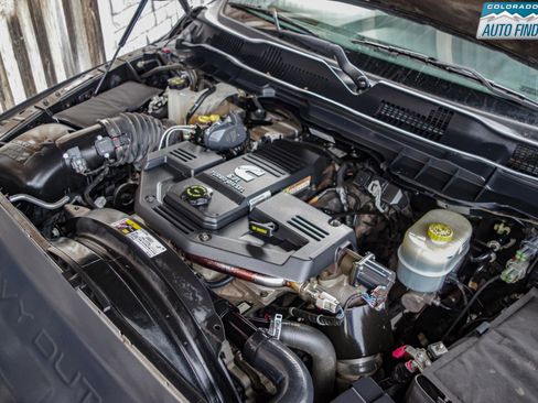 Used 2014 RAM 2500 Laramie w/ Cold Weather Group image 24