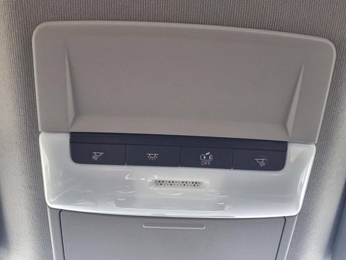 Used 2023 Nissan Sentra SV FWD image 11