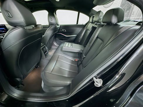 Used 2024 BMW 330i Sedan image 30