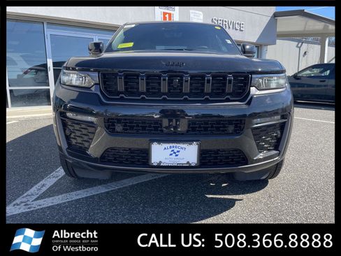 New 2026 Jeep Grand Cherokee Limited Reserve AWD/4WD image 8
