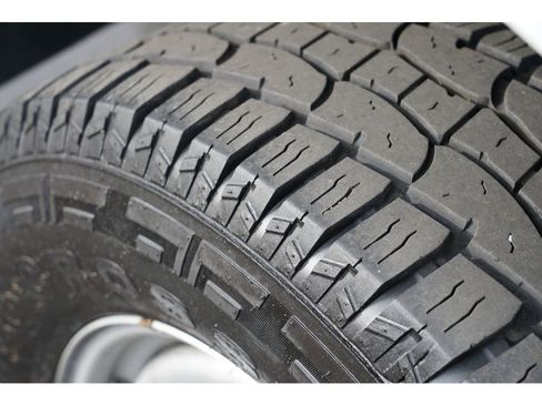 Used 2017 RAM 1500 Tradesman w/ Power & Remote Entry Group image 25