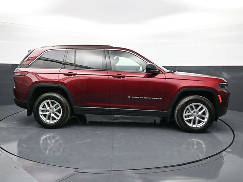 New 2026 Jeep Grand Cherokee Laredo X image 4