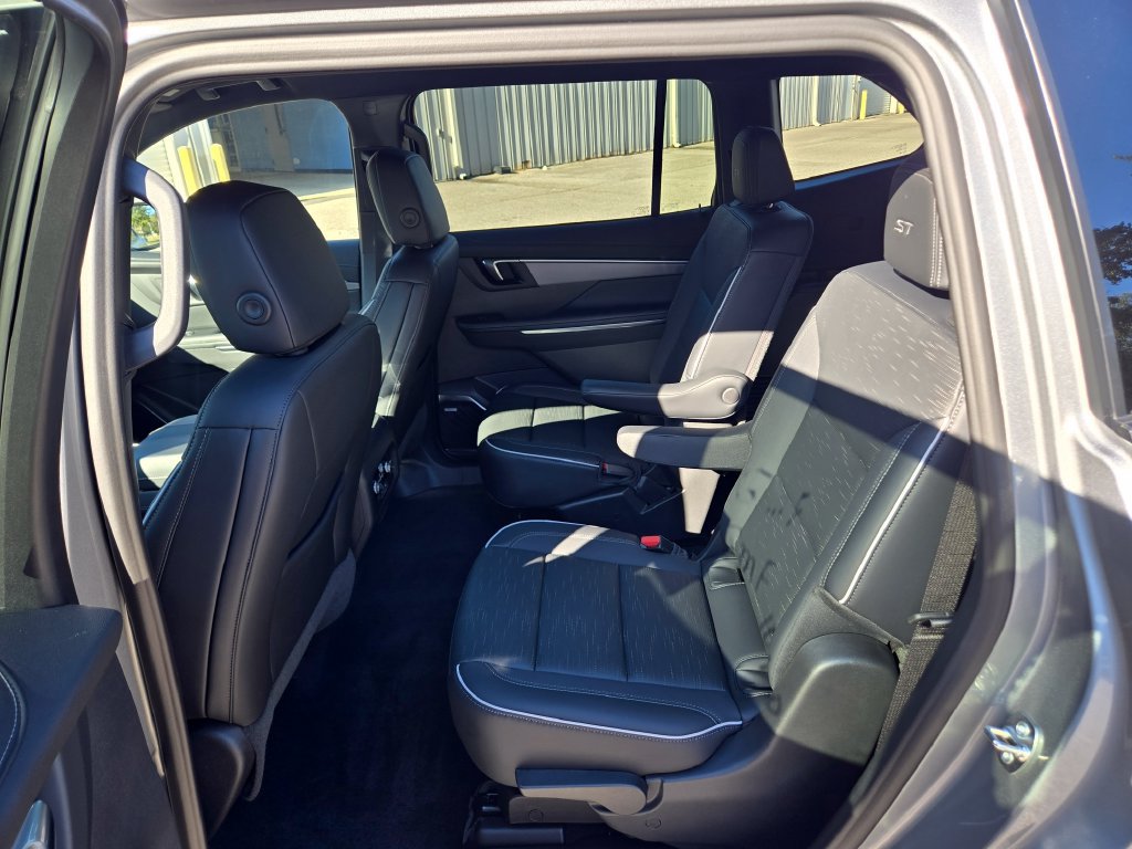 Used 2026 Buick Enclave Sport Touring FWD image 11