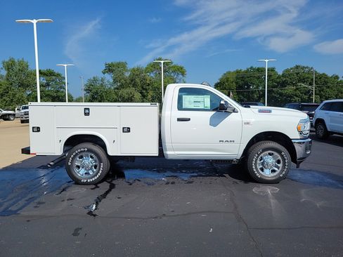 New 2022 RAM 2500 Tradesman image 3