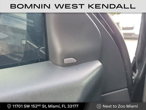 Used 2019 INFINITI QX60 Luxe w/ Essential Package image 29