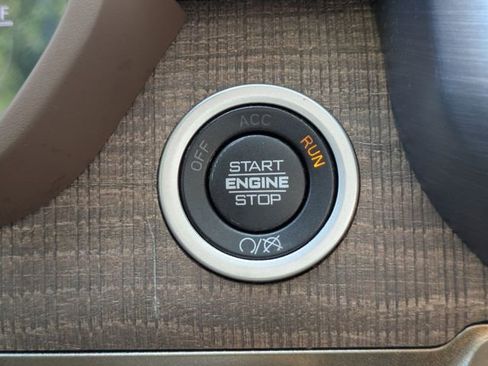 Used 2023 RAM 3500 Limited image 40