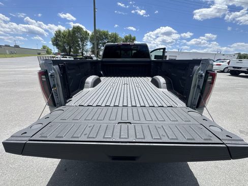 New 2026 GMC Sierra 3500 AT4 w/ AT4 Premium Plus Package AWD/4WD image 21