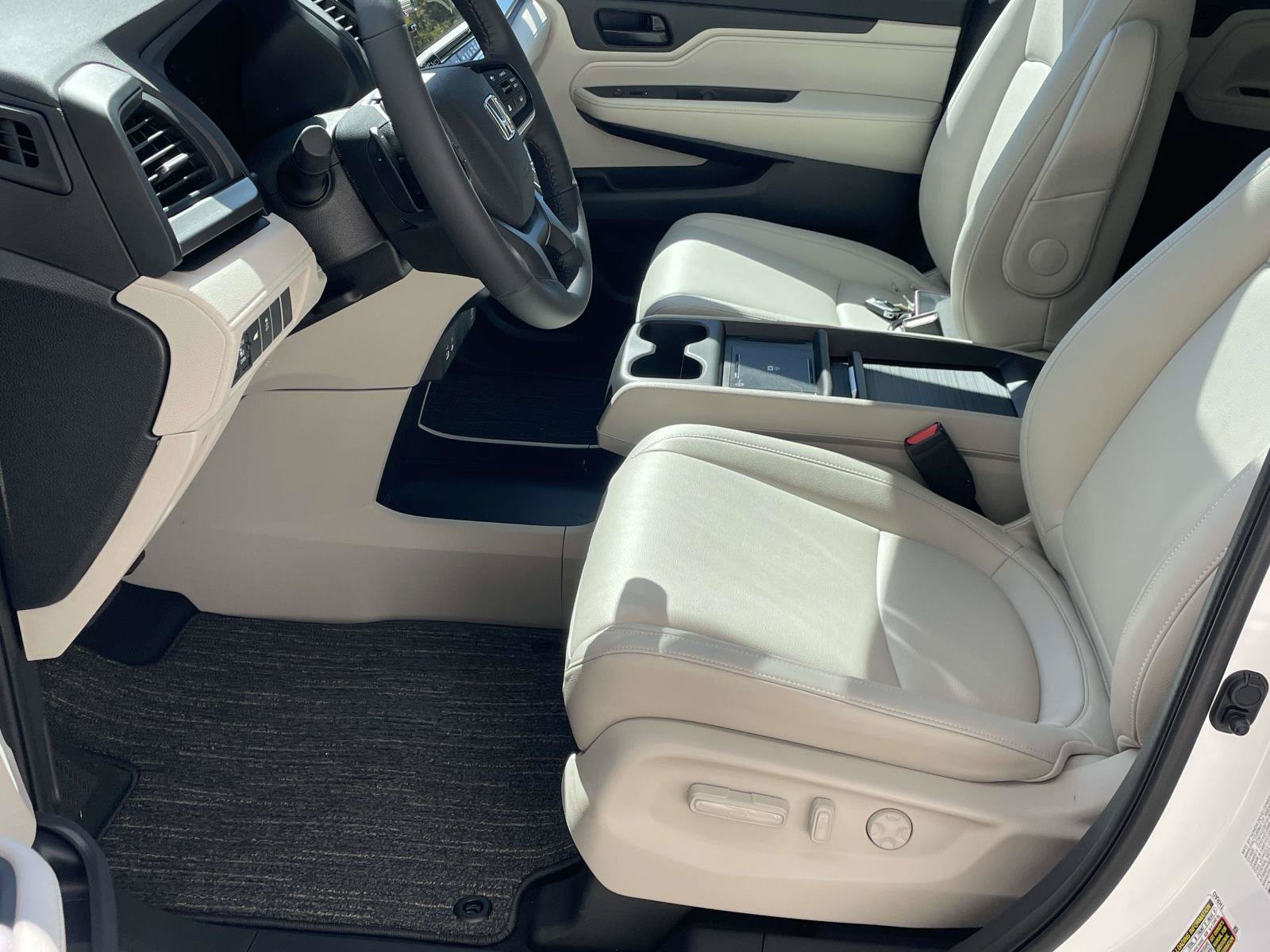New 2027 Honda Odyssey EX-L image 9