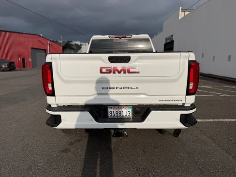 Used 2022 GMC Sierra 2500 Denali AWD/4WD image 4