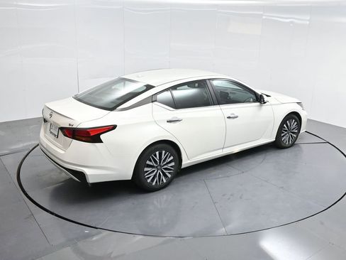 Used 2023 Nissan Altima 2.5 SV image 56