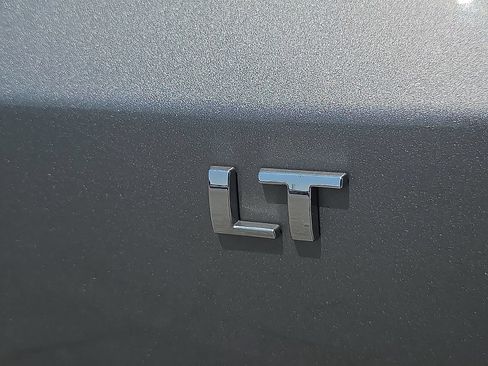 Used 2023 Chevrolet TrailBlazer LT FWD image 9