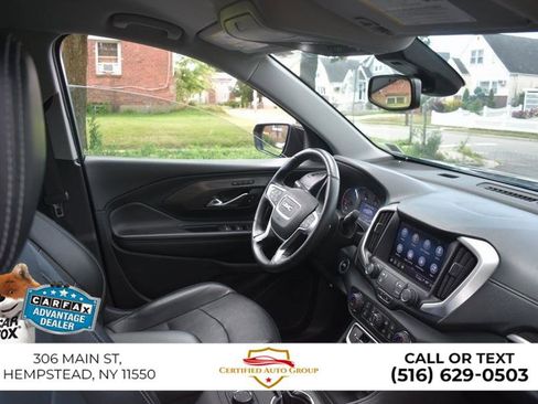 Used 2023 GMC Terrain SLT image 18