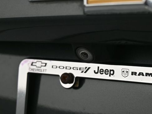 Used 2020 Chevrolet Equinox LT image 29